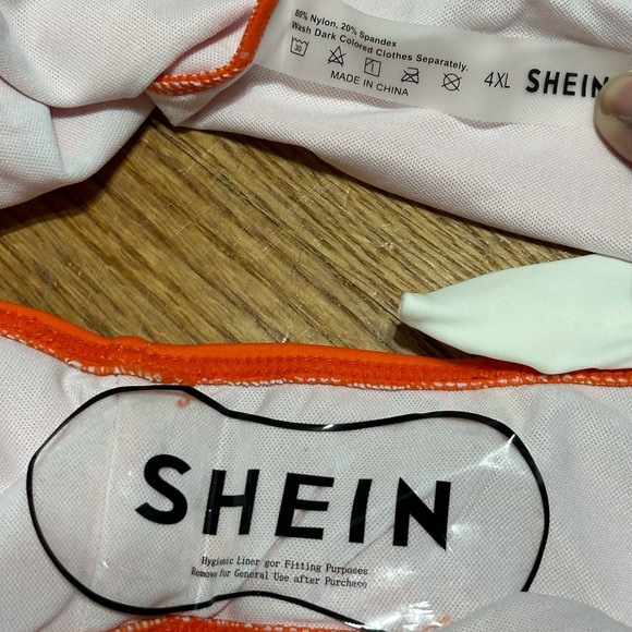 🧡🤍Highwasted 2pice Swimsuit🤍🧡 - Picture 4 of 5